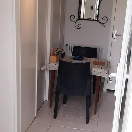 2 Pers En Independant Pour Nuitee Au Calme Et Proche De La