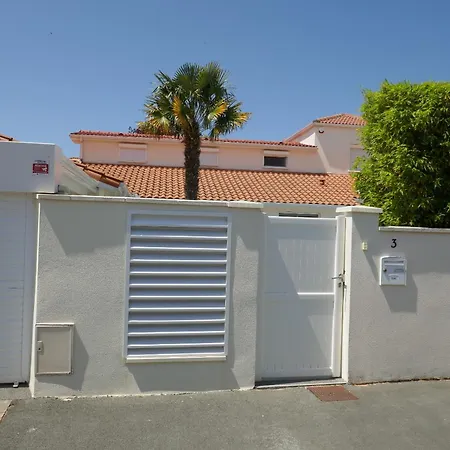 2 Pers En Independant Pour Nuitee Au Calme Et Proche De La Privatunterkunft *